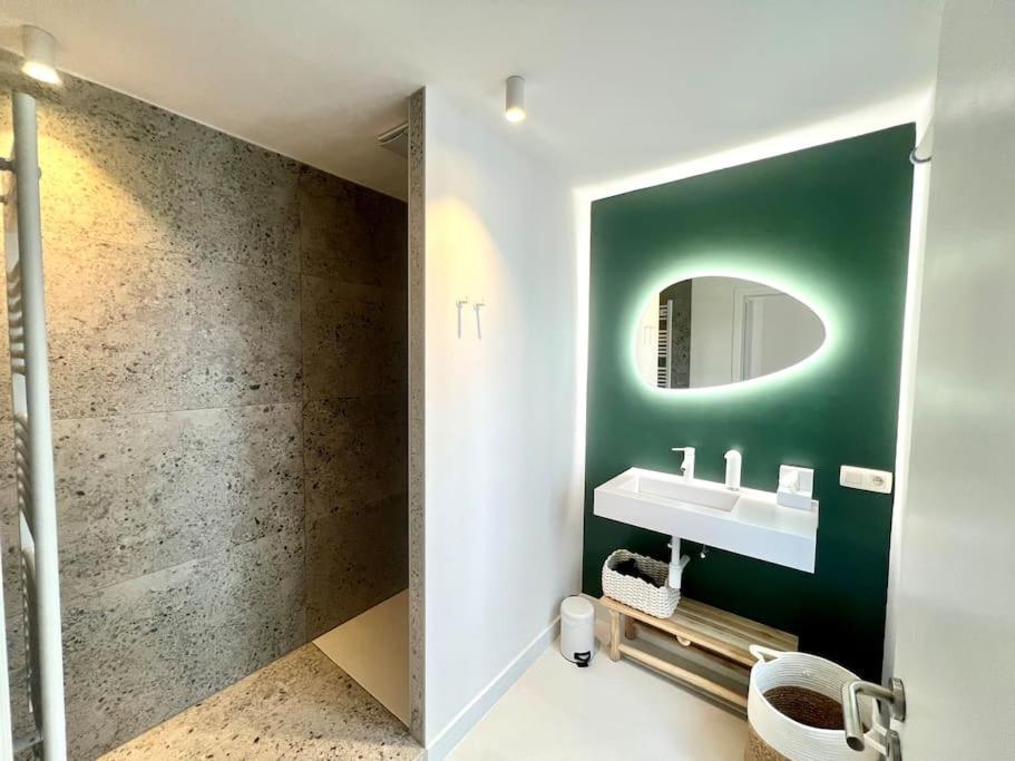 Duplex Chic Et Spacieux - Hypercentre Lieja Exterior foto